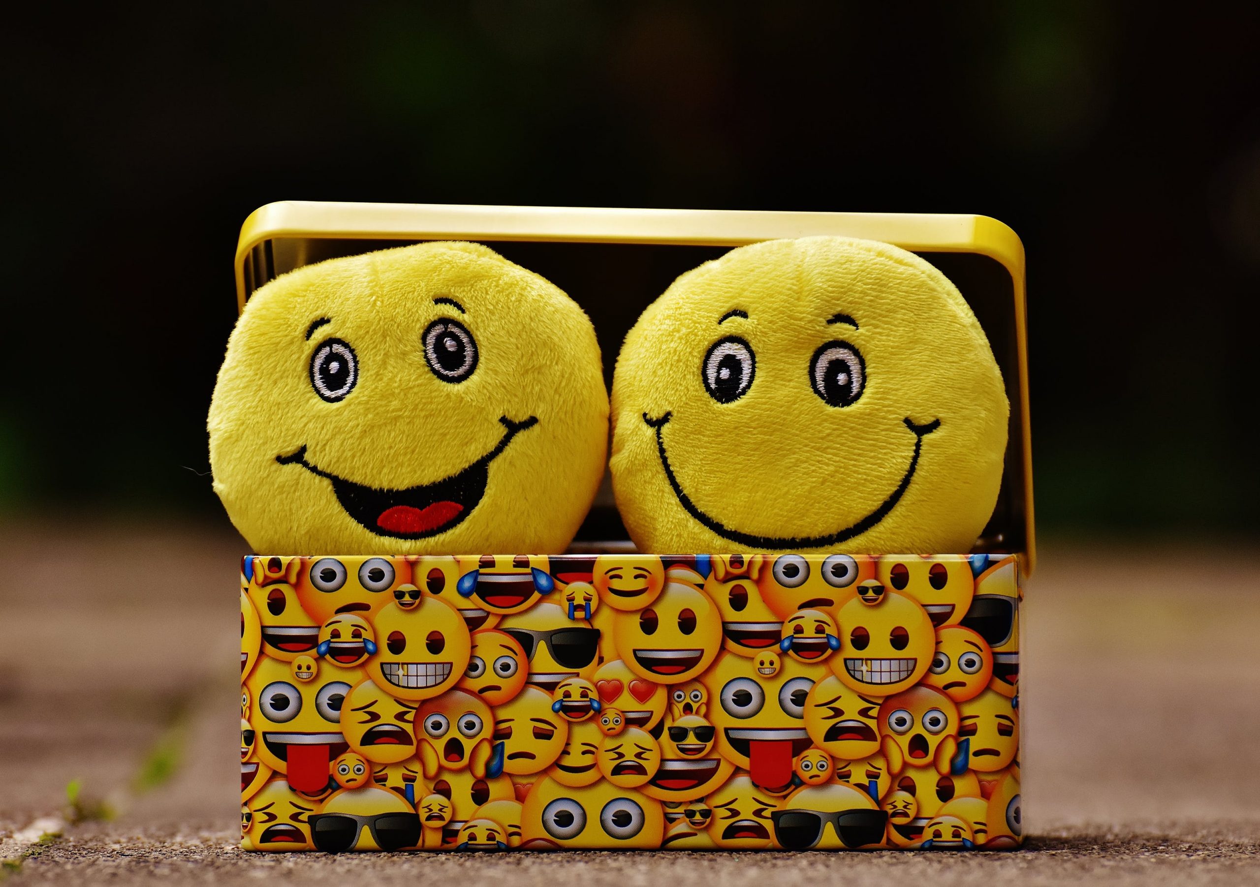 Using Emojis in Social Media Marketing