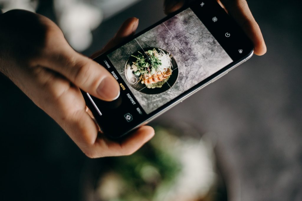 Heropost Taking Amazing Instagram Photos