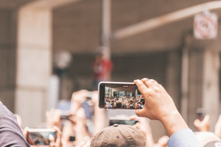 Simple Instagram Stories Poll Ideas You’ll Want to Use.